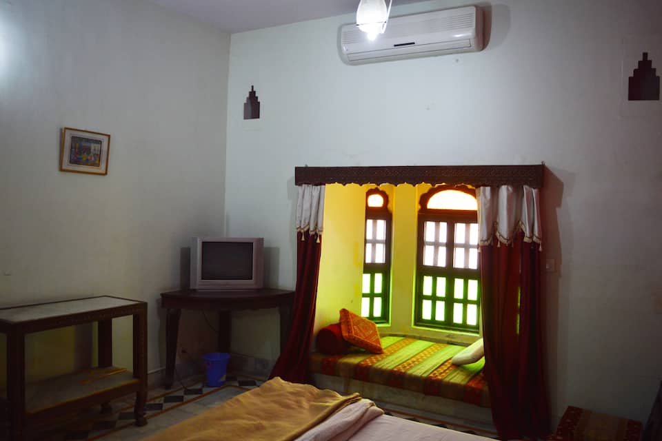 Hotel Dhola Maru